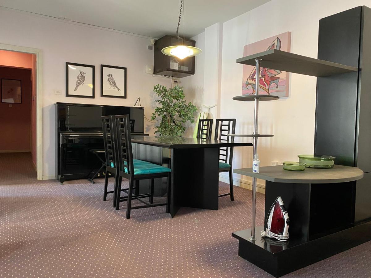 Private Room In A Shared Flat At Best Location Limasol Dış mekan fotoğraf