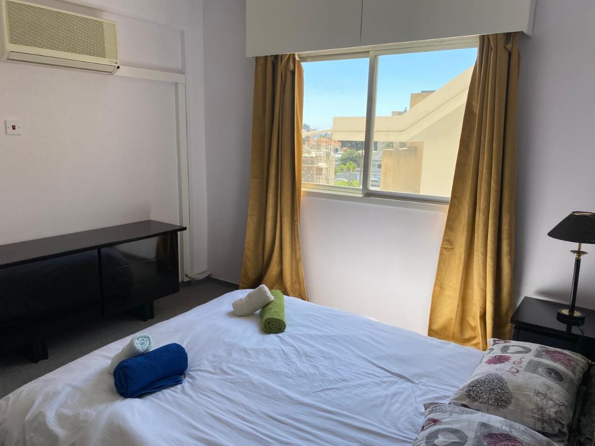 Private Room In A Shared Flat At Best Location Limasol Dış mekan fotoğraf